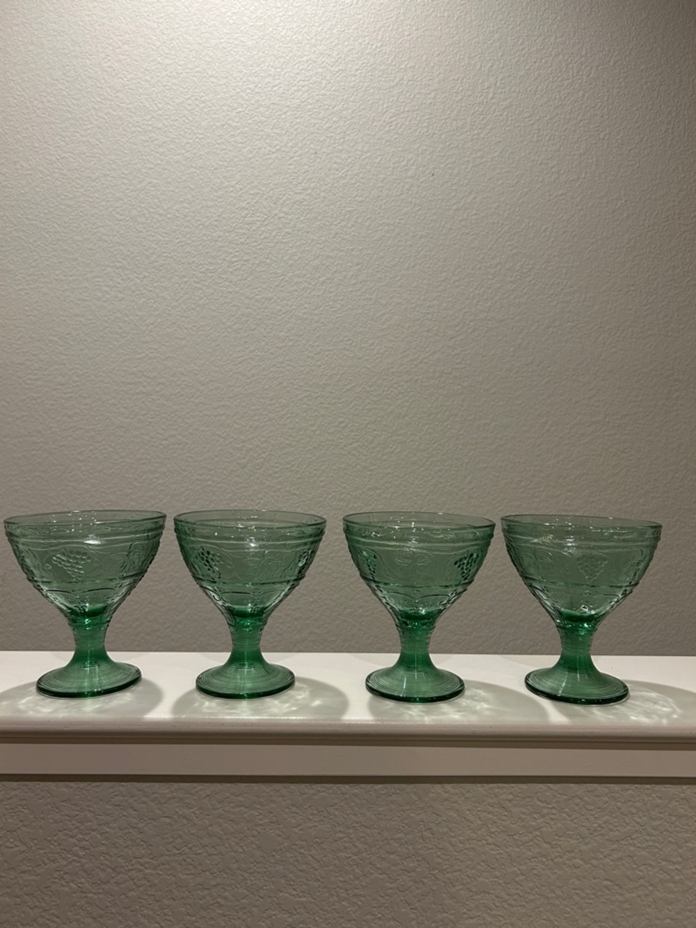 Arcoroc Minos Jade Footed Dessert Bowl Made in France Lot of 4